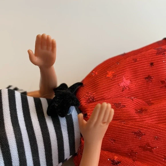 Vintage Barbie, Holiday Barbie 1991 #1871 - Picture 8 of 16